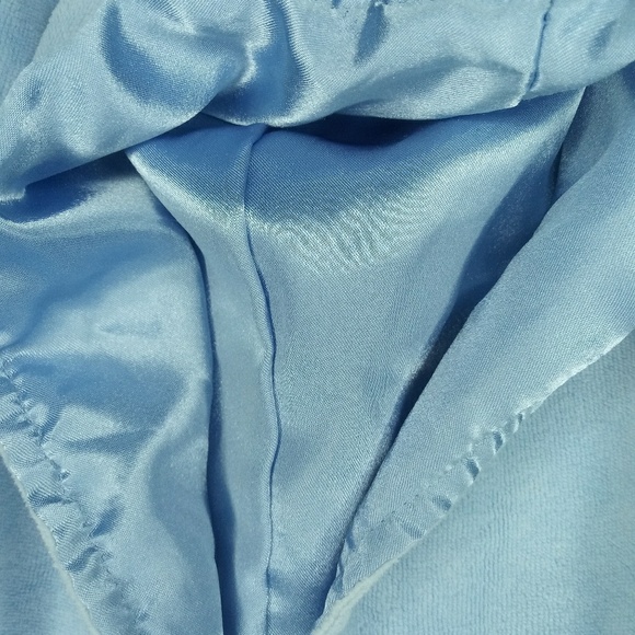 Blue Velour Sweatshirt 4t - Picture 6 of 6